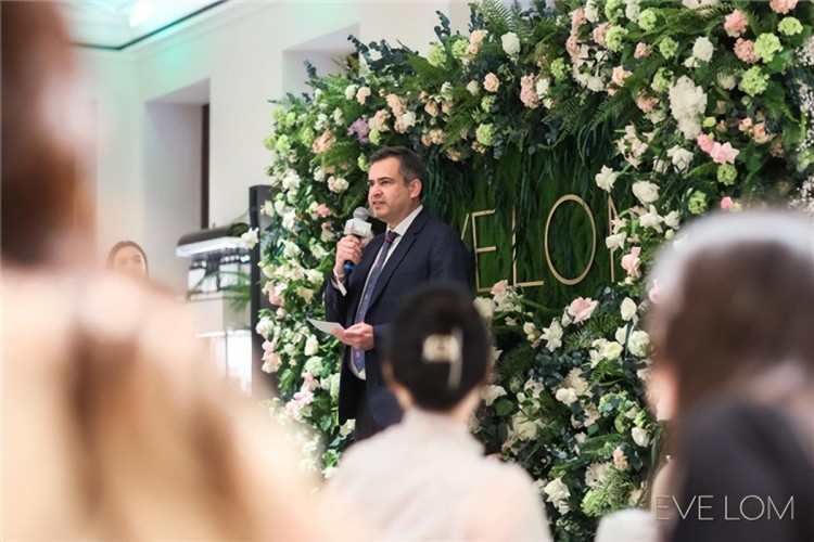 EVELOM臻啟秘境莊園限時體驗空間悅享SPA級奢寵時光