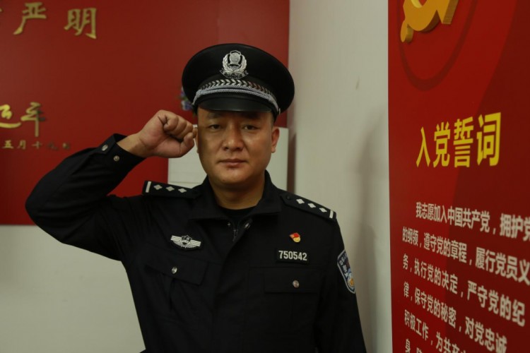 金城江一賣淫團伙被端7人被刑事拘留！南橋鐵人功不可沒→