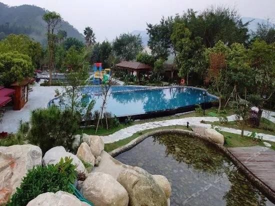 在云浮有一個地方譽有‘神仙水’獨特風(fēng)韻度假溫泉山林景色故居