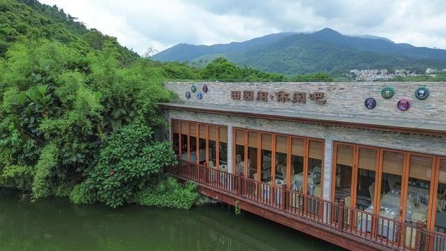 在云浮六祖故里，我發(fā)現(xiàn)了一家美味的龍山溫泉酒店，品嘗舌尖之旅