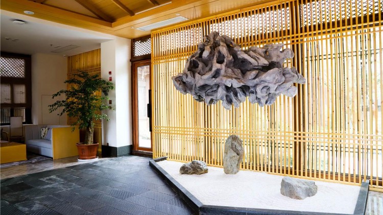 藏在麗江雪山下這個(gè)康養(yǎng)酒店入住居然要先體檢