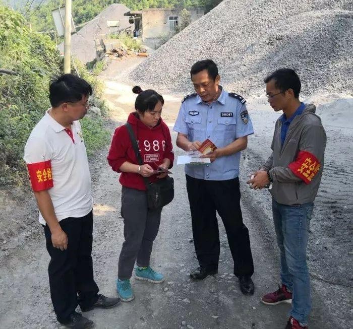亮劍·2019|右江警方重拳出擊五個月內(nèi)搗毀涉黃涉賭窩點26個