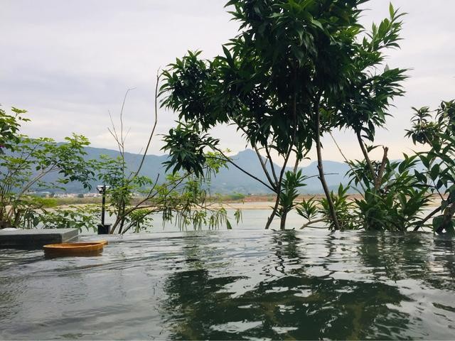 云南德宏|芒市遮放最美江邊熱帶雨林里的高顏值酒店溫泉體驗