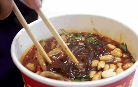 大漠溫泉小鎮(zhèn)熱烈祝賀甘肅銀行杯嘉峪關第五屆文化美食節(jié)盛大啟航