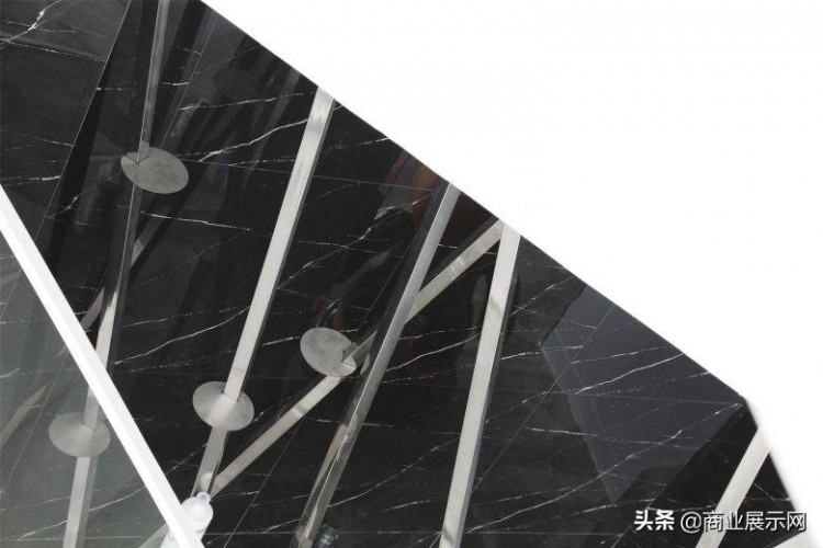 廣東揭陽市耐思美業(yè)NICESalon美發(fā)沙龍店