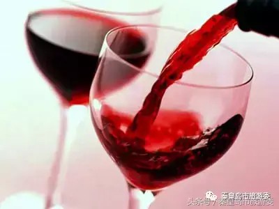 今年冬天，秦皇島可以享受“帝王養(yǎng)生”——紅酒浴！福利的內(nèi)涵