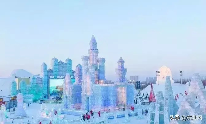 冬日激情大狂歡哈爾濱冰雪歡樂季當(dāng)以C位出道