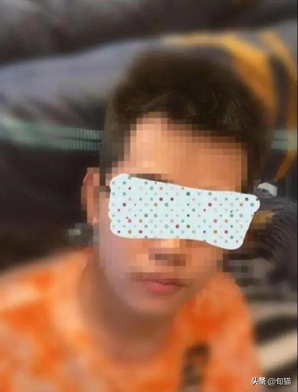 25歲最小女嫖客鴨店窩點(diǎn)被搗毀男按摩技師26