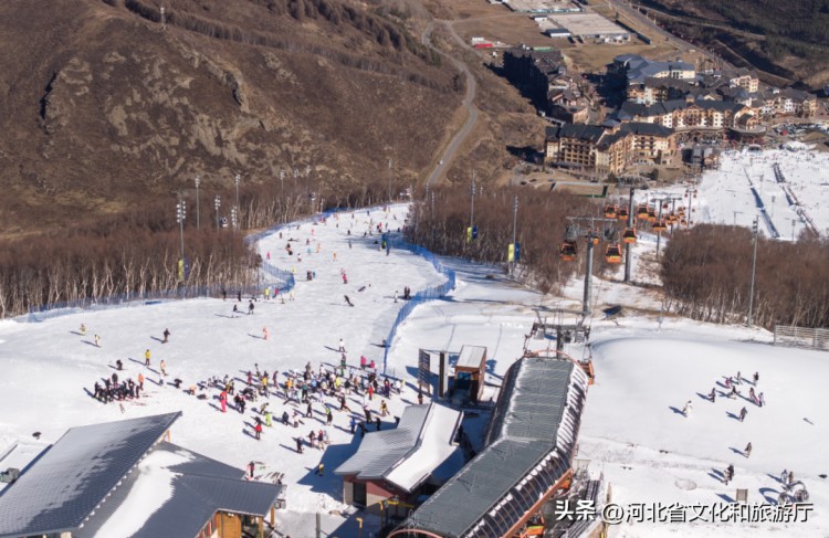 雪上馳騁打卡夢幻冰城堡！在這個度假小鎮(zhèn)進入童話世界~
