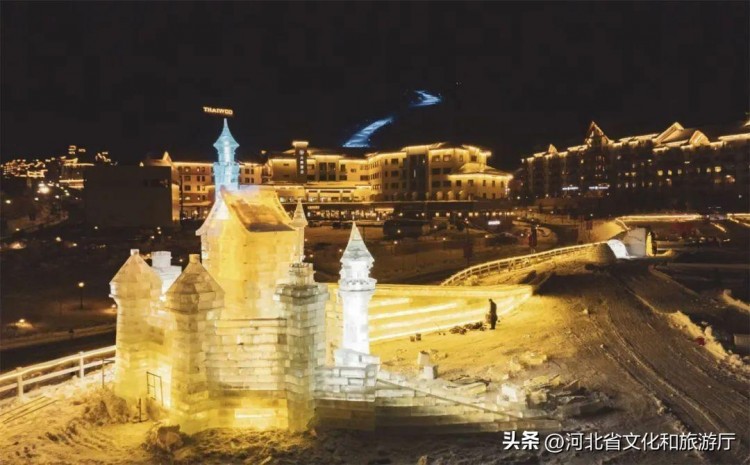 雪上馳騁打卡夢幻冰城堡！在這個度假小鎮(zhèn)進入童話世界~