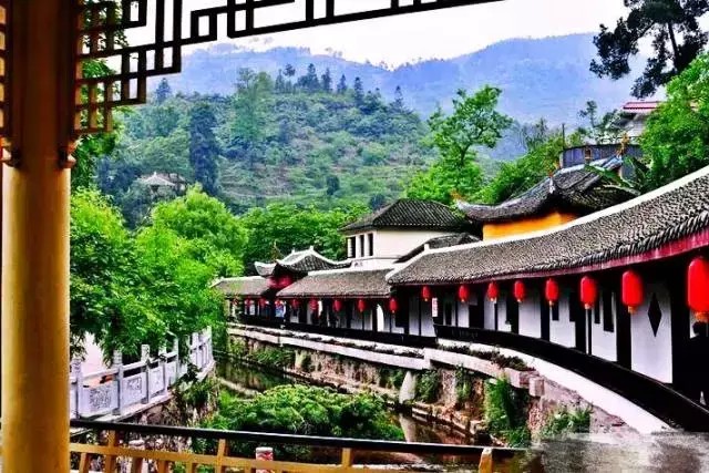 打響今秋第一泡——貴陽(yáng)泡湯指南泉在這里！