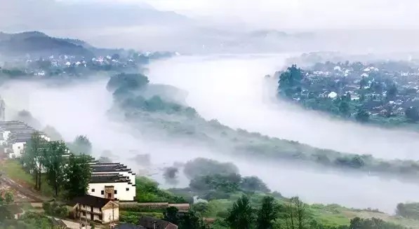 星空森林溫泉深藏在詩畫山水間連老外藝術(shù)家都不遠(yuǎn)千里跑來體驗(yàn)