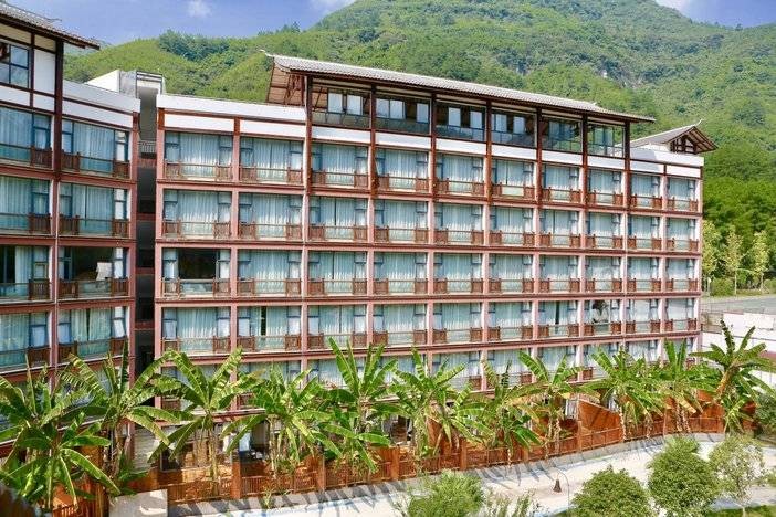 周邊游推薦丨銅仁六龍山下的度假圣地——九龍洞溫泉度假莊園
