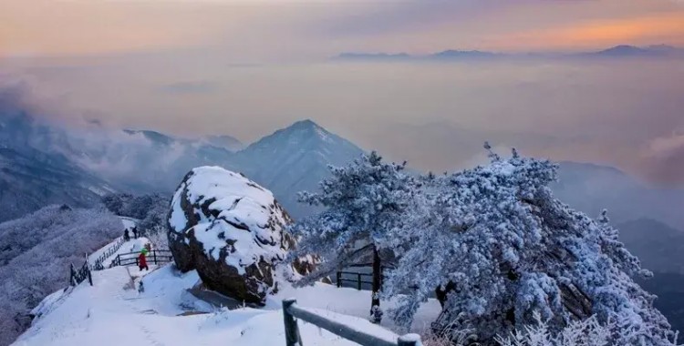 湖北省唯一一個(gè)可以滑雪、泡溫泉的寶藏小縣城，一到冬天簡(jiǎn)直美翻