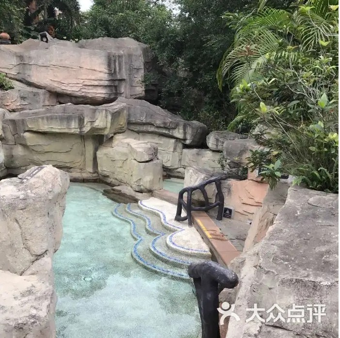 ?？谟^瀾湖：亞洲最大的溫泉水療中心