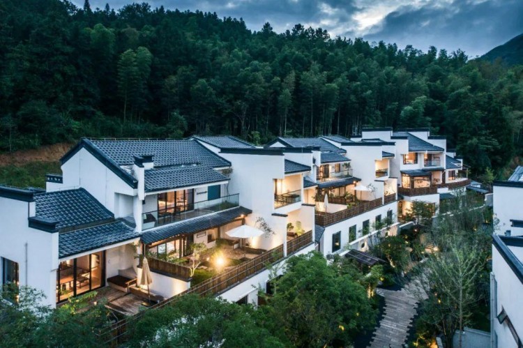 520安徽文旅惠民消費(fèi)季|無(wú)名初悅榕莊上榜中國(guó)最具品牌影響力度假1%Club50強(qiáng)