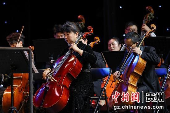 貴州省歌舞劇院美樂聆聽新春音樂會(huì)在貴陽上演