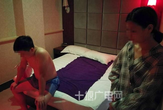 十堰一養(yǎng)生館提供色情服務警方突擊抓獲16人